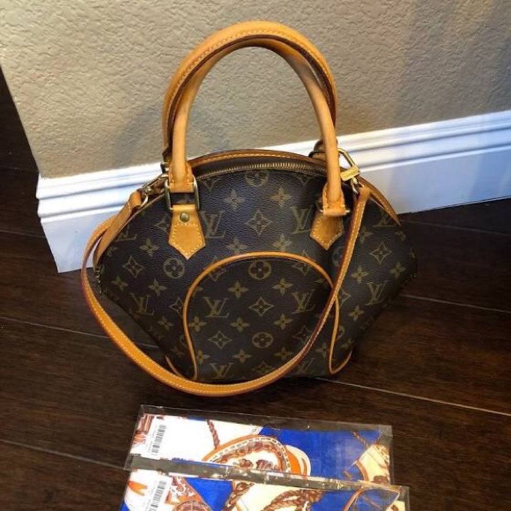 Louis Vuitton Ellipse SD0093